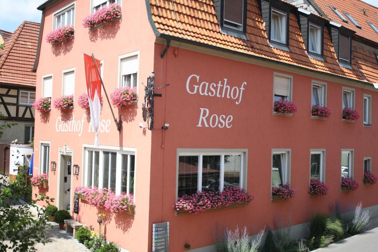 Готель Dorfgasthof "Zur Rose" Obereisenheim Екстер'єр фото